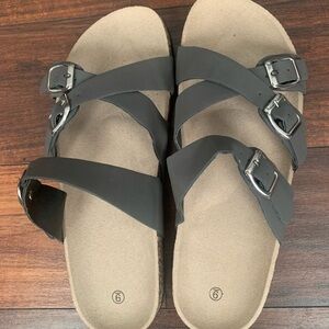 Women’s size 9 new